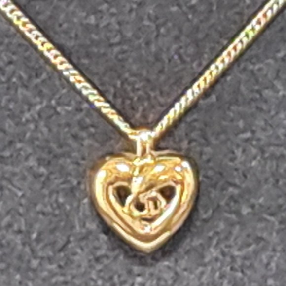Christian DiorVtg./ Like New/ w CD Box CD Logo Heart Maquette Necklace Authentic - Picture 4 of 16